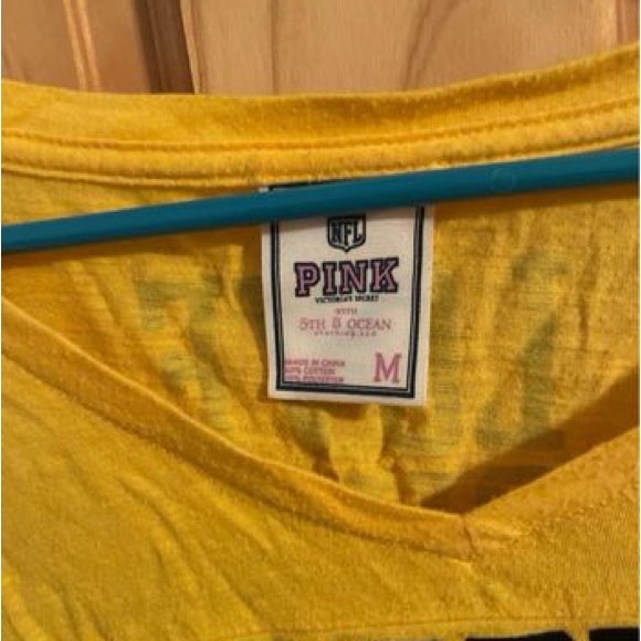 Victoria’s Secret Pink Pittsburgh Steelers Womens Size Medium 3/4 Sleeve Shirt - Picture 3 of 3